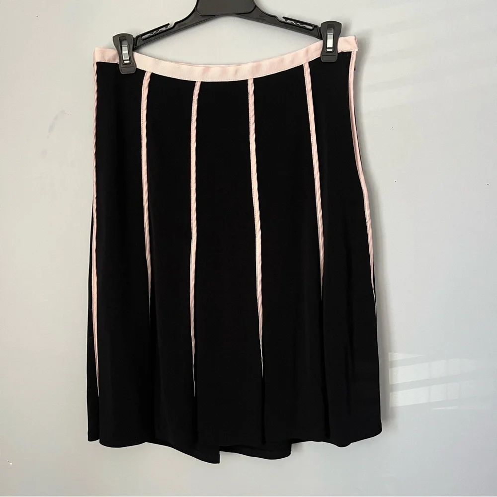 City DKNY Pleated Pale Pink Striped Knee Length Midi Skirt Size 4 2013 Exclusive